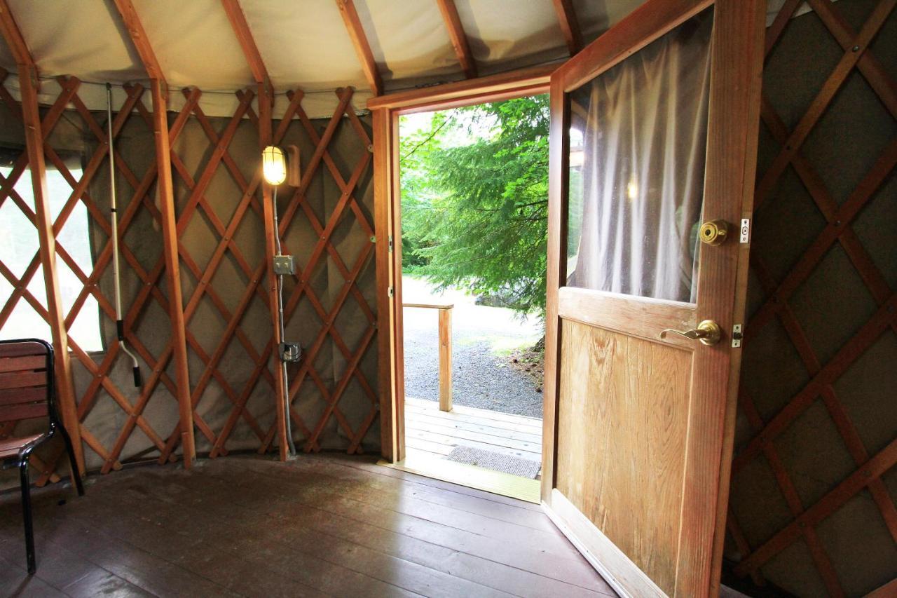 Mount Hood Village Yurt 1 Exteriör bild